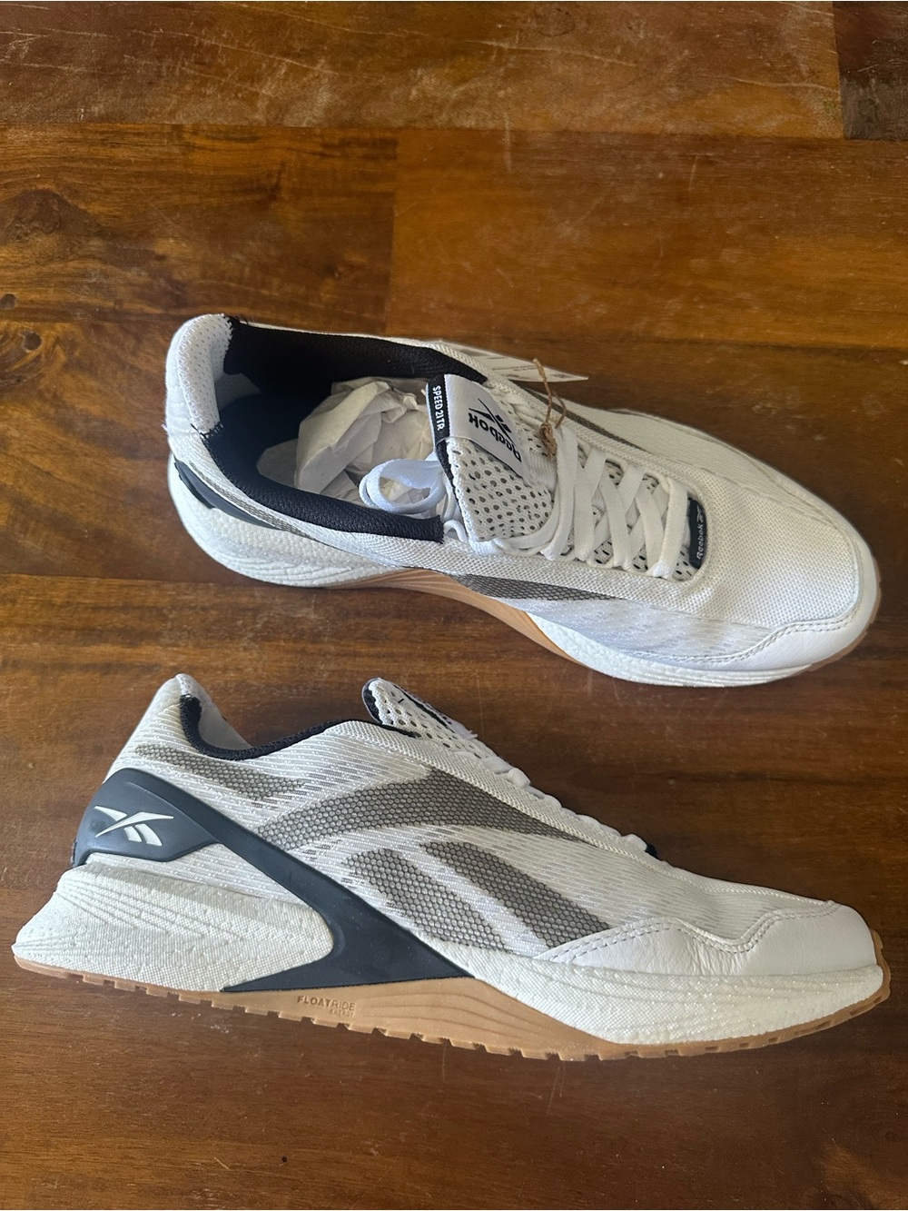 Reebok Speed 21 Unisex White & Gray Classic Running Shoes EURO 39 M7